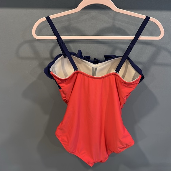 Boden Ruffle Bandeau One-Piece Swimsuit Size 10 Blue - Picture 7 of 8